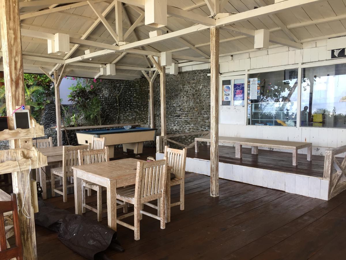 Black Marlin - Kadidiri Batudaka Ngoại thất bức ảnh